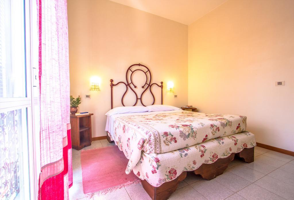 Villa Fedora Lizzano In Belvedere Habitación foto